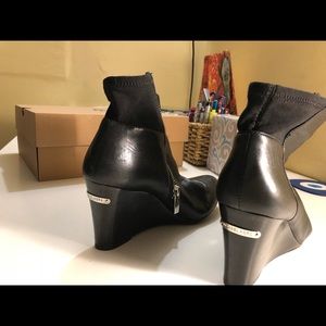 Michael kors booties